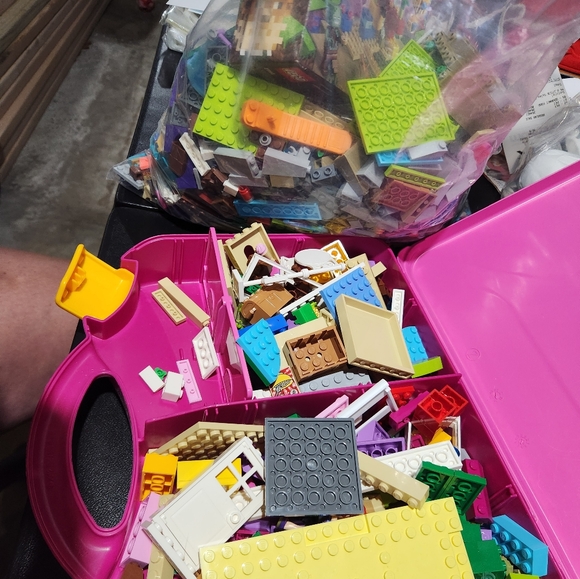 Legos - Picture 8 of 10